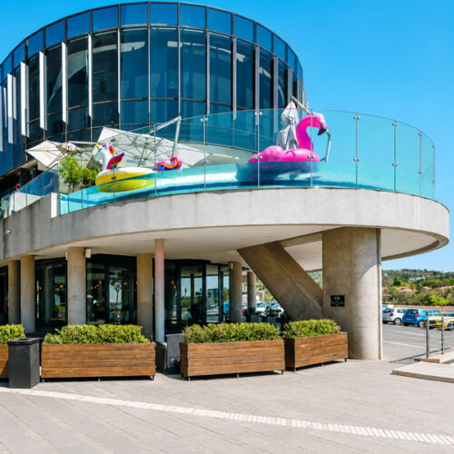 Glass-pool Glass-pool