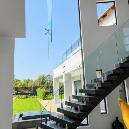Curved-glass-copy Curved-glass-copy